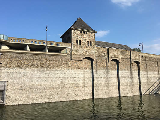 dam wall