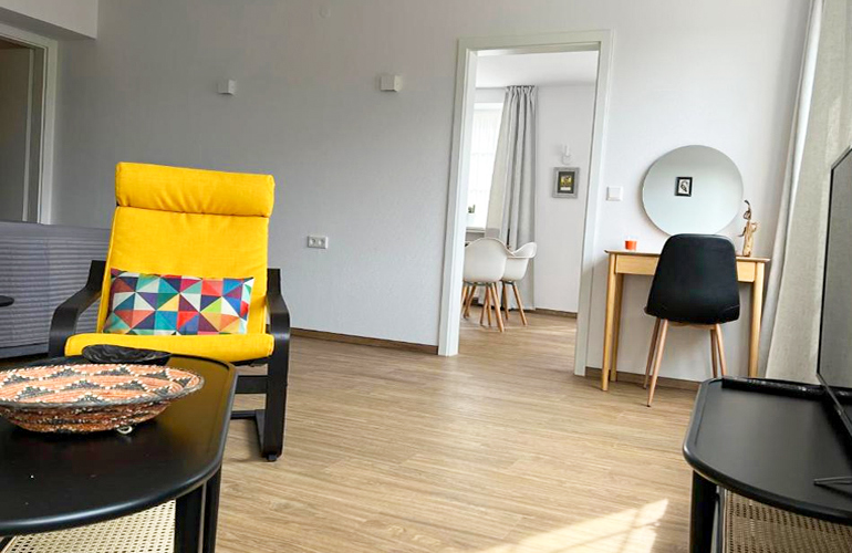 Fi-Eck Apartment mit 1 Schlafzimmer 4